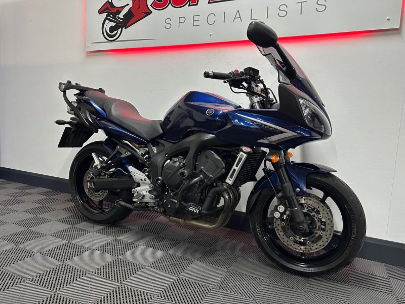 YAMAHA FZ6 Fazer