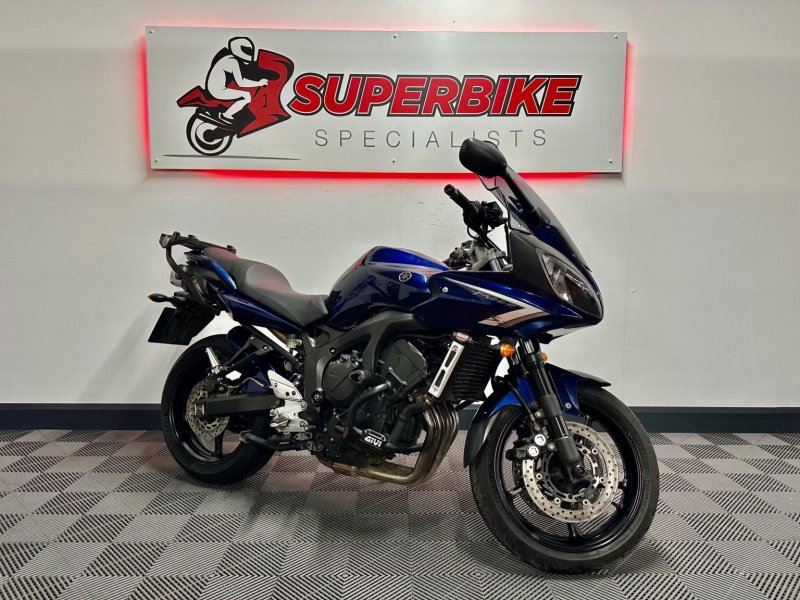 YAMAHA FZ6 Fazer