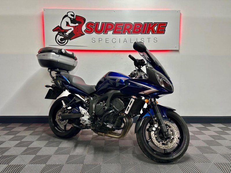 YAMAHA FZ6 Fazer