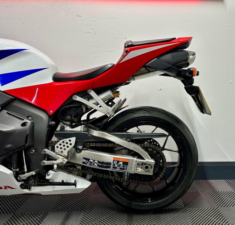 HONDA CBR600RR