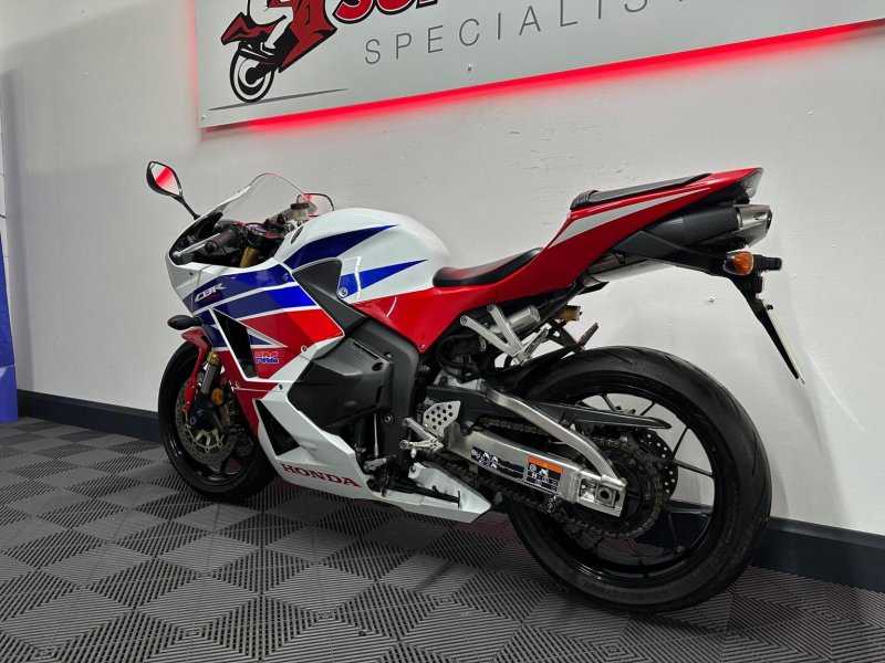 HONDA CBR600RR