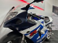 SUZUKI GSXR750