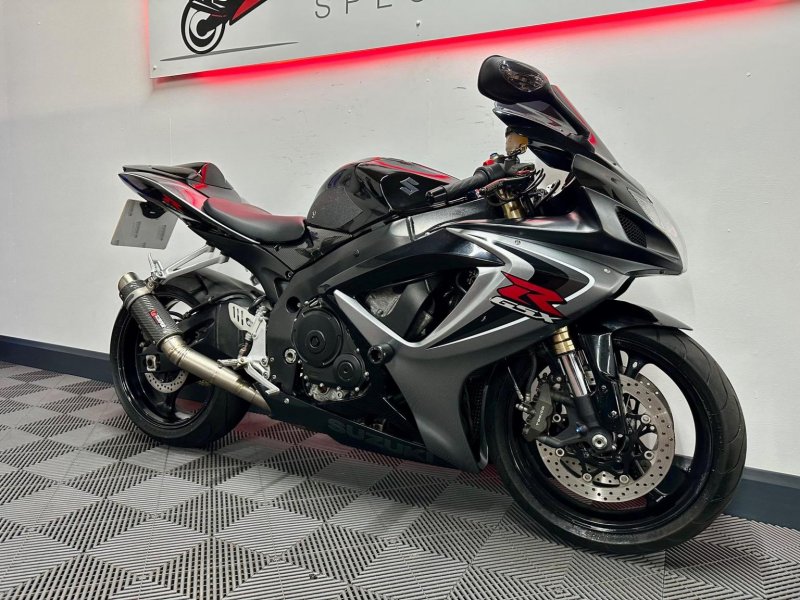 SUZUKI GSXR600