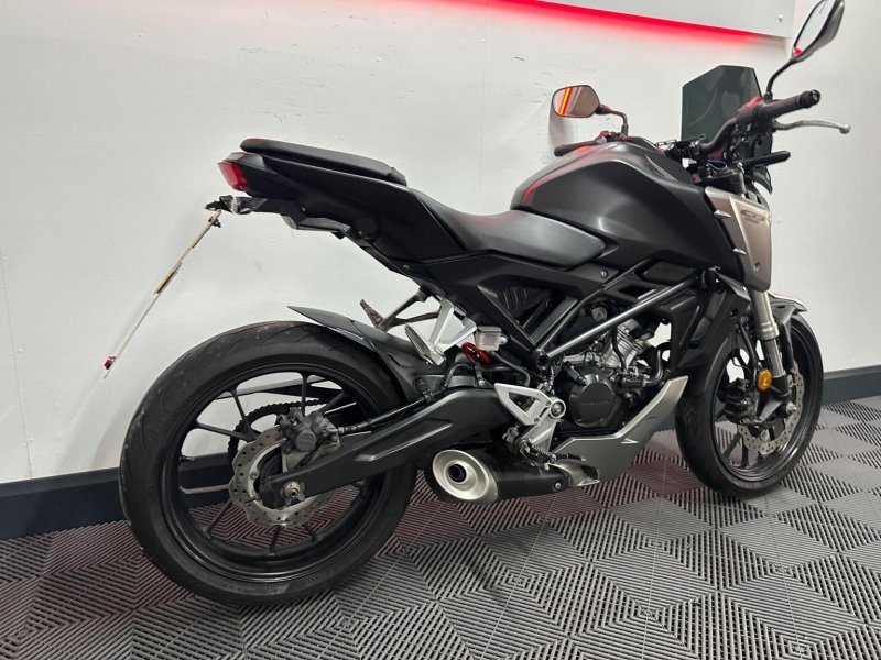 HONDA CB125R