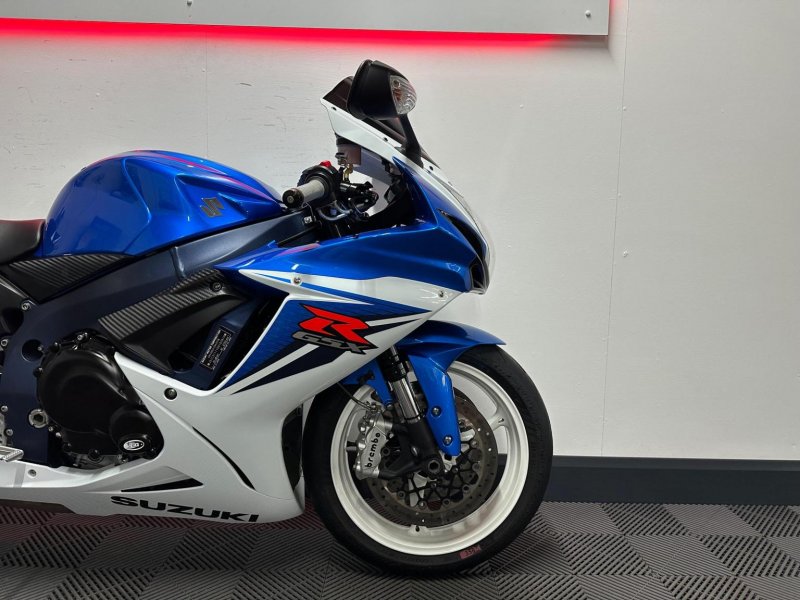SUZUKI GSXR600