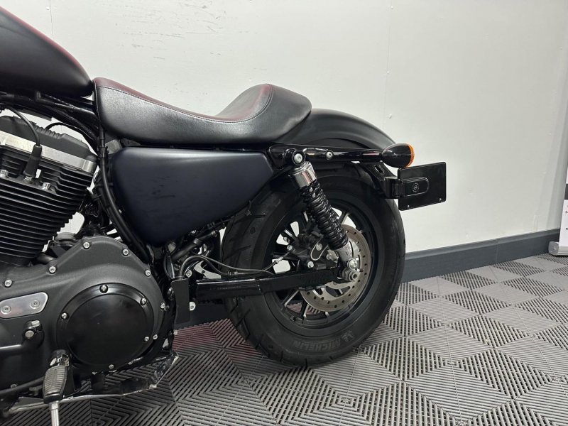 HARLEY-DAVIDSON Sportster