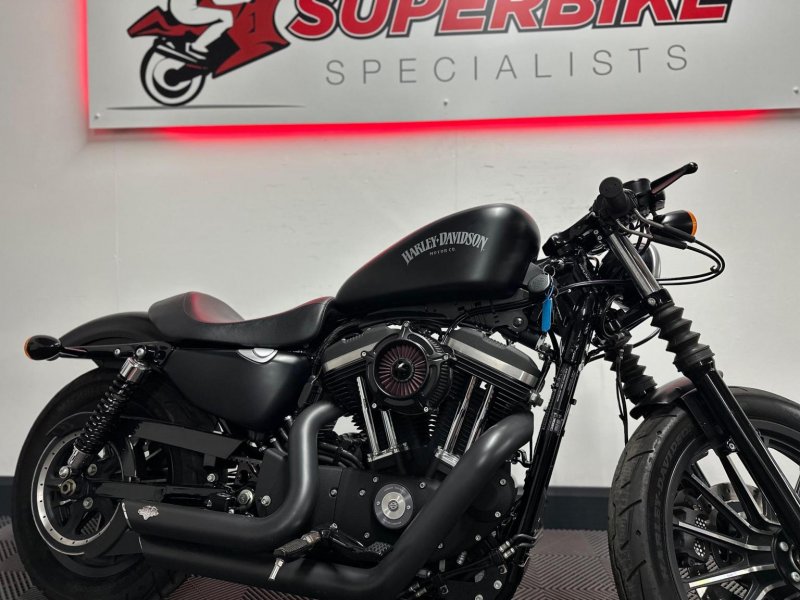HARLEY-DAVIDSON Sportster