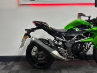KAWASAKI Z125