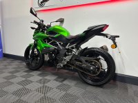 KAWASAKI Z125