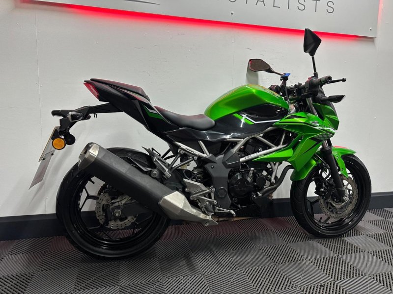 KAWASAKI Z125