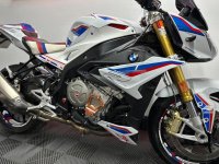 BMW S1000R
