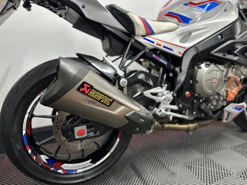 BMW S1000R