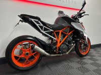 KTM 1290 SUPER DUKE R
