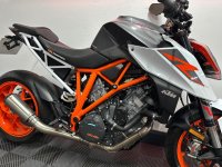 KTM 1290 SUPER DUKE R