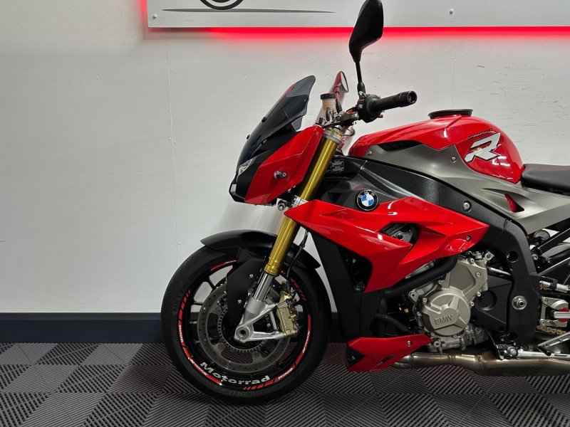 BMW S1000R