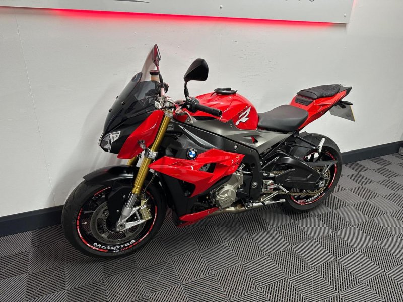 BMW S1000R