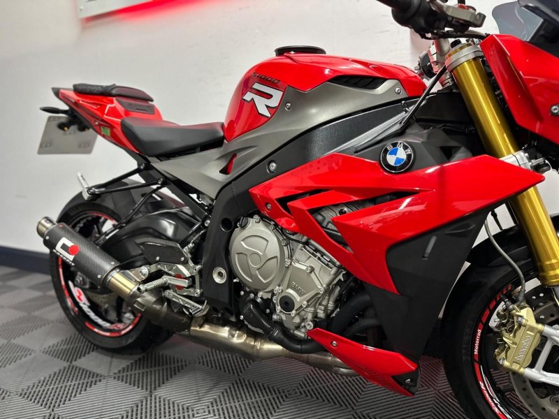 BMW S1000R