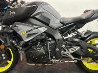 YAMAHA MT-10