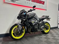 YAMAHA MT-10