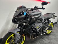 YAMAHA MT-10