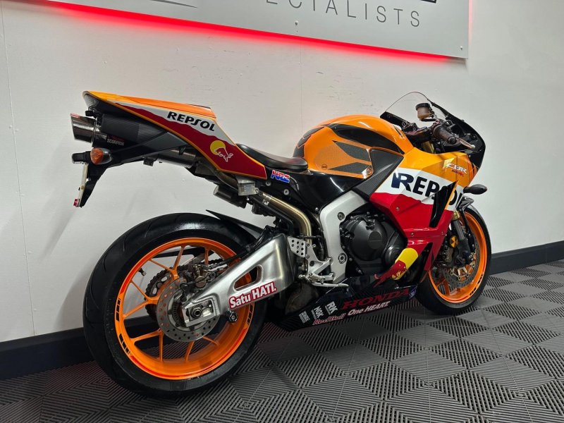 HONDA CBR600RR