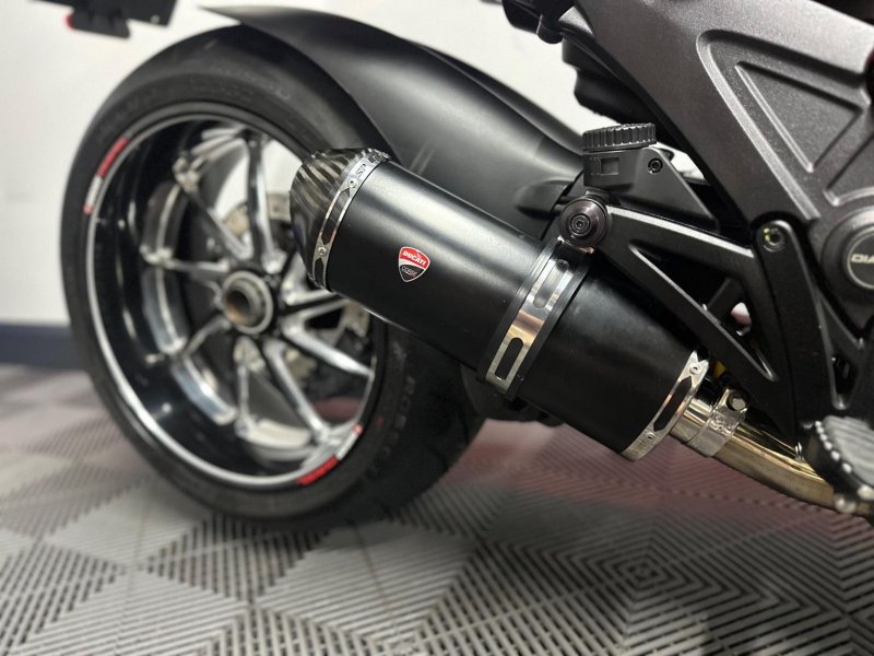 DUCATI DIAVEL