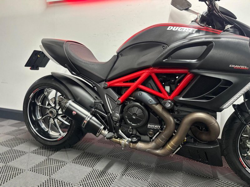DUCATI DIAVEL