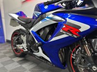 SUZUKI GSXR750