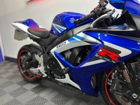 SUZUKI GSXR750