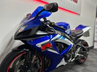 SUZUKI GSXR750