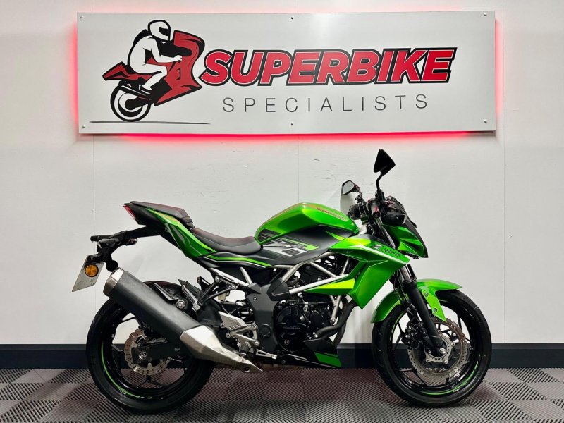 KAWASAKI Z125