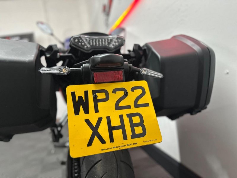 YAMAHA TRACER