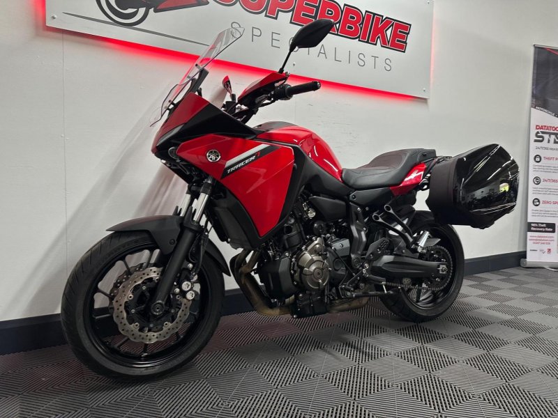 YAMAHA TRACER