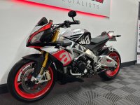 APRILIA Tuono 1100 V4