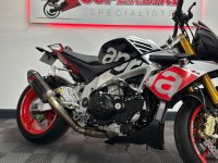 APRILIA Tuono 1100 V4