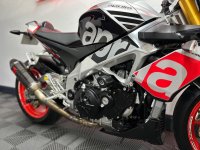 APRILIA Tuono 1100 V4