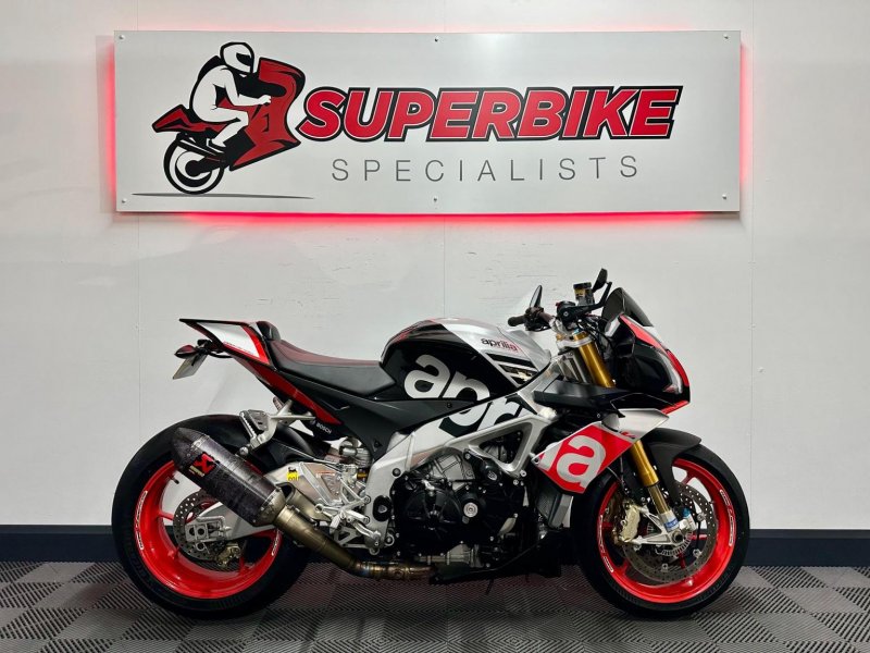 APRILIA Tuono 1100 V4