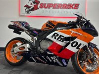 HONDA CBR1000RR Fireblade