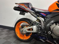 HONDA CBR1000RR Fireblade