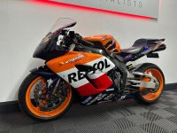 HONDA CBR1000RR Fireblade