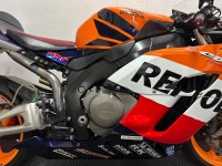 HONDA CBR1000RR Fireblade