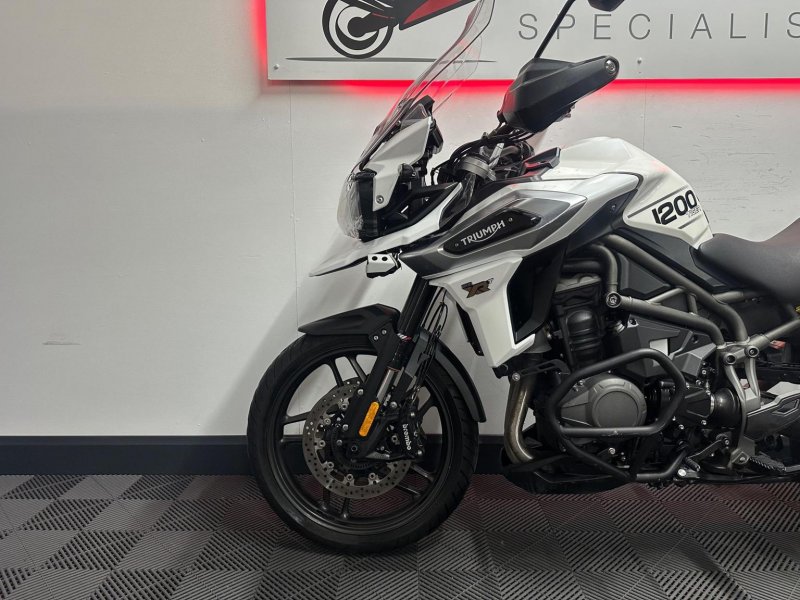 TRIUMPH TIGER 1200