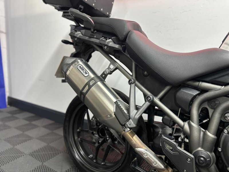 TRIUMPH TIGER 1200