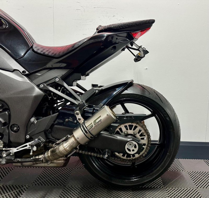 KAWASAKI Z1000