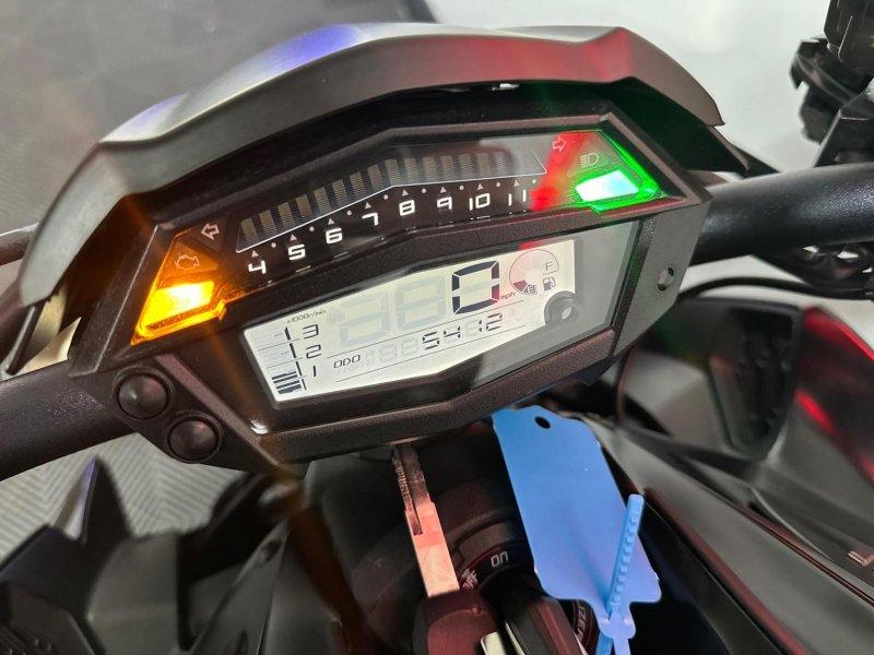 KAWASAKI Z1000