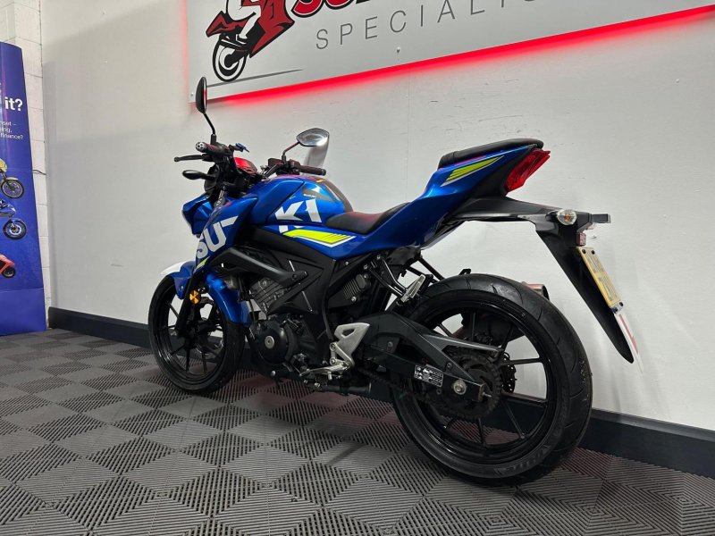 SUZUKI GSX-S125