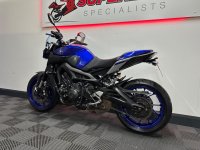 YAMAHA MT-09