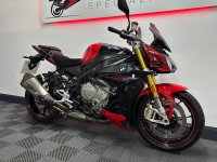 BMW S1000R