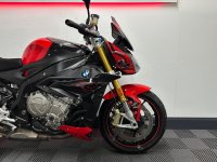 BMW S1000R