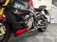 BMW S1000R